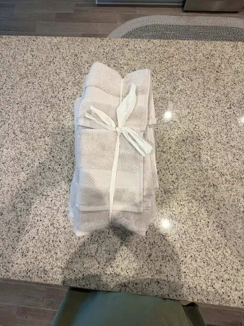 Quince Ultra Plush Turkish Cotton Towel Bundle in Light Grey